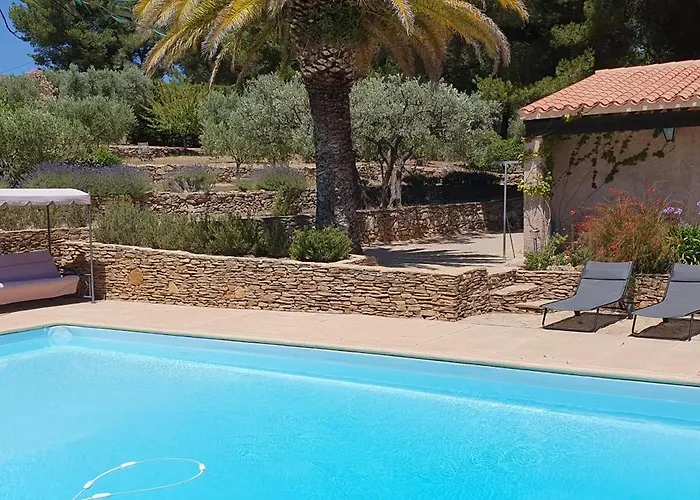 Des Vignes فيلة